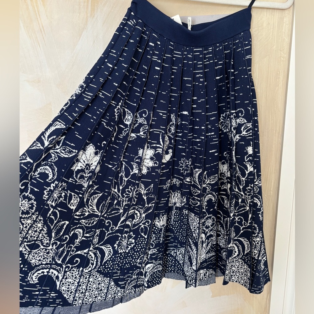 NWT Anthropologie Pleated Knit Midi Skirt Blue Motif